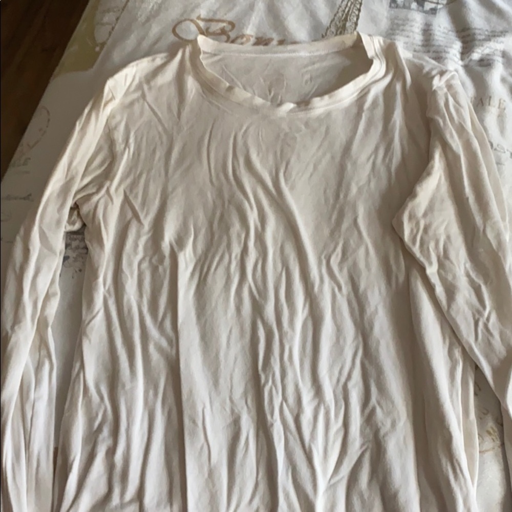 Long sleeved shirt.